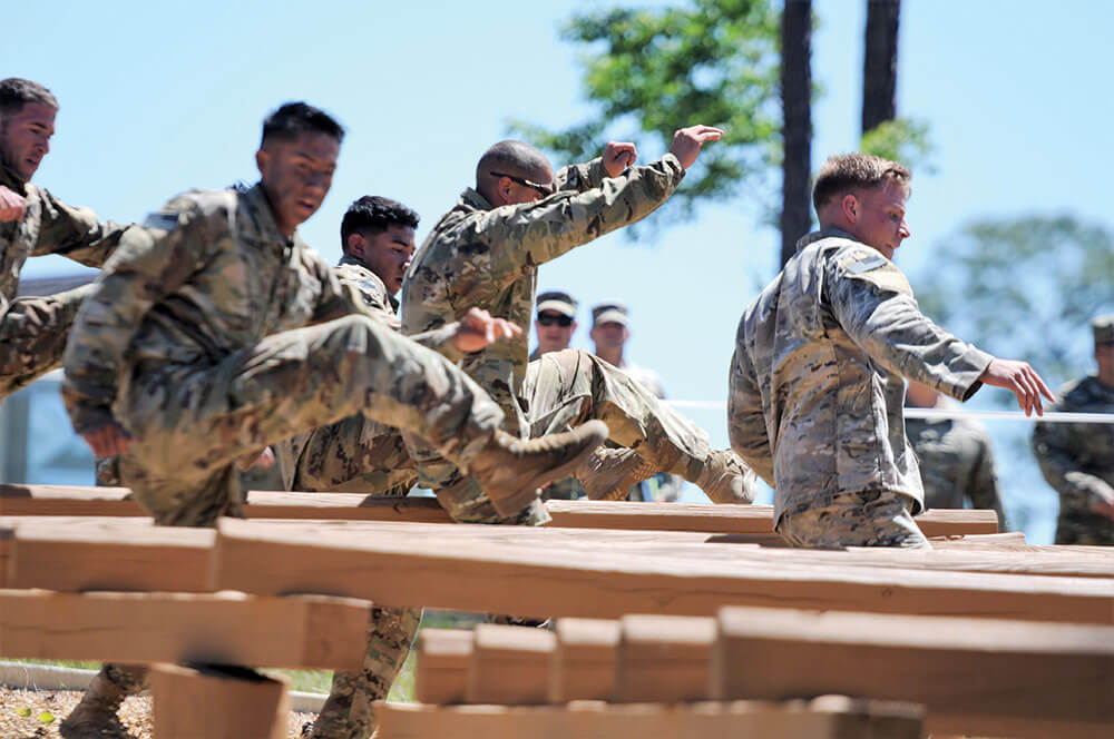 The Nevada Army National Guard Scout Team navigates an obstacle course during the 2017 Gainey Cup. Nevada Army National Guard photo by SGT Walter H. Lowell.