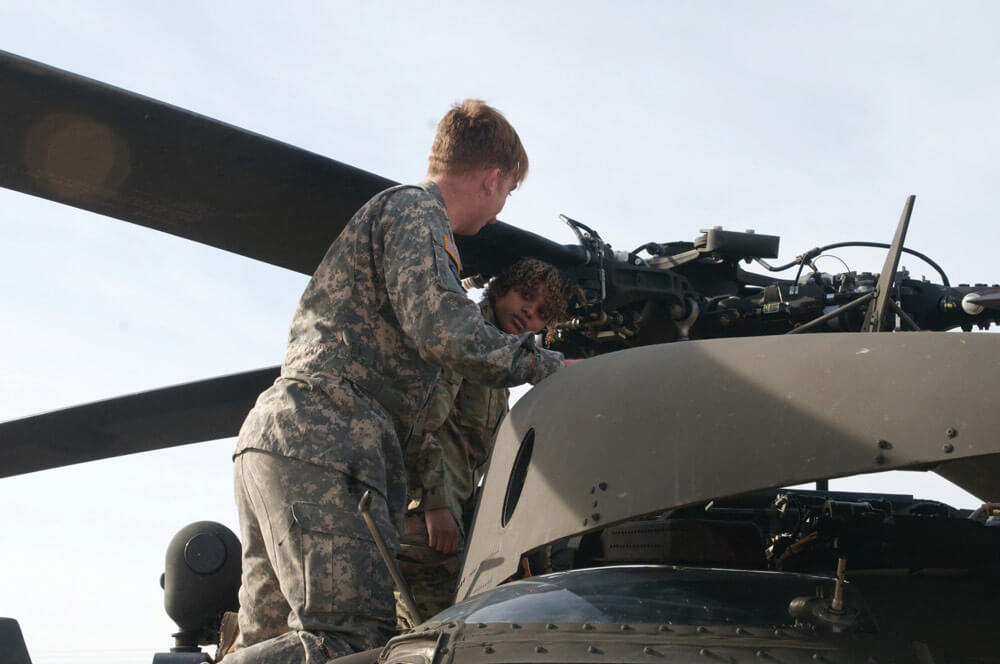 Oklahoma Guard Welcomes Young Patriot as ‘Soldier for a Day’ thumbnail image